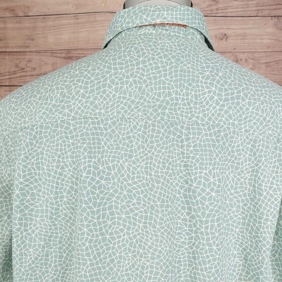 Howler Brothers Shirt Mens Large Green Short Sleeve Button Up Geometric Pocket - Picture 6 of 10